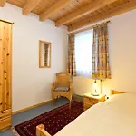 Maribell Apartment *